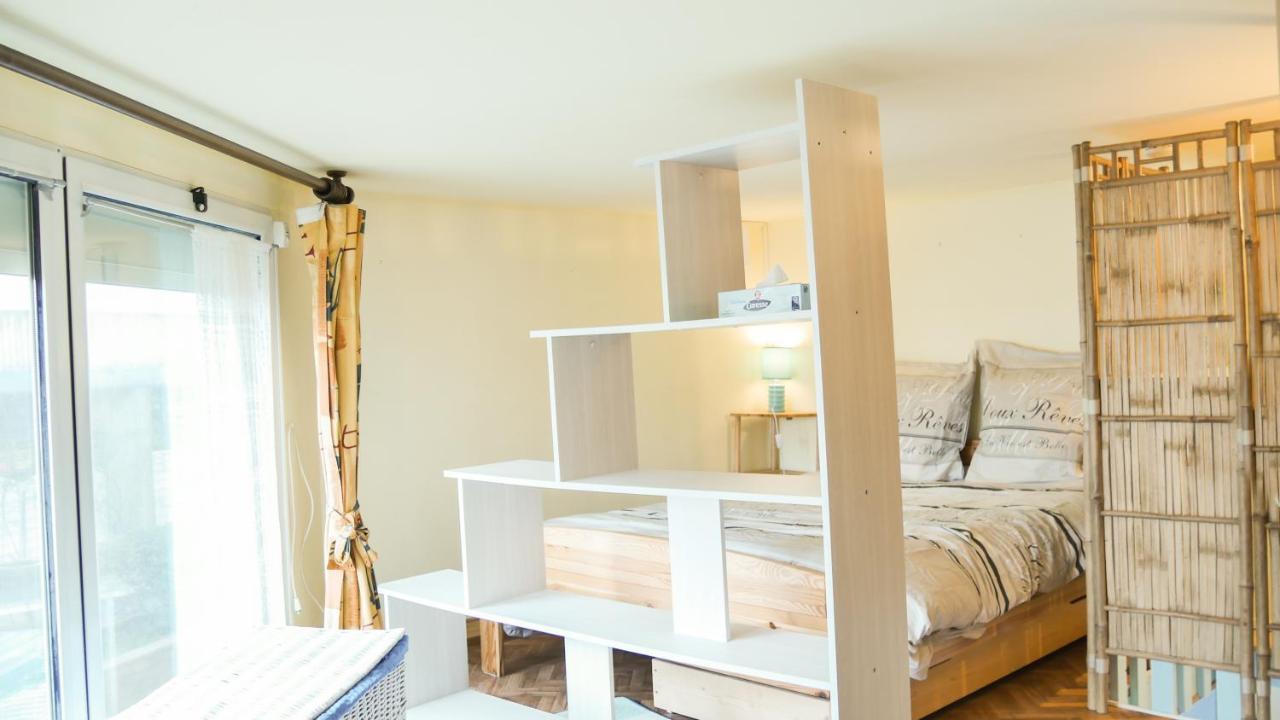 Appartement Cosy Sur Port De Plaisance كابروتو المظهر الخارجي الصورة