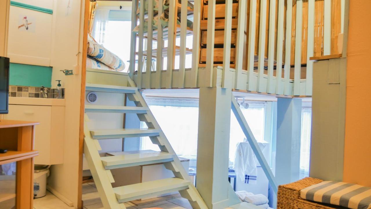 Appartement Cosy Sur Port De Plaisance كابروتو المظهر الخارجي الصورة