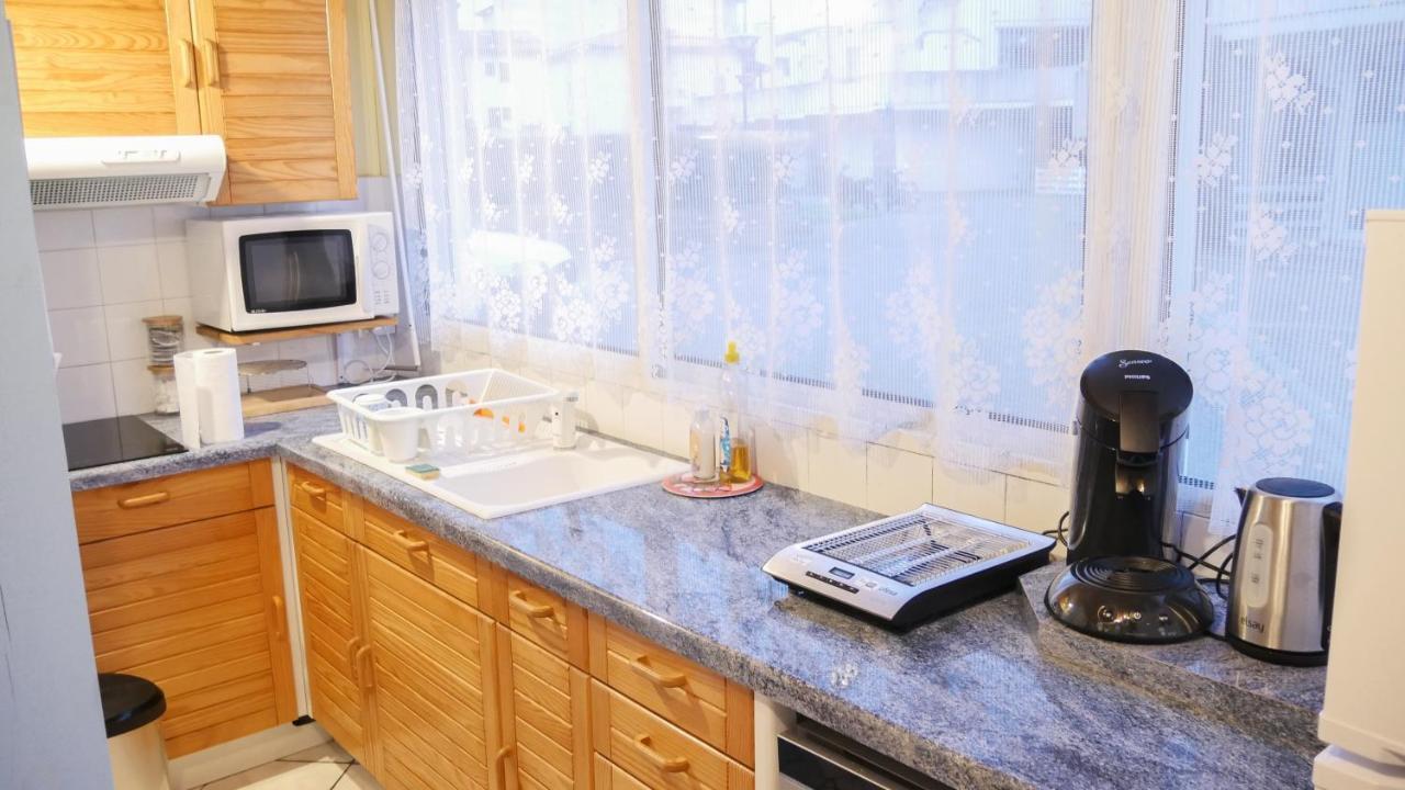 Appartement Cosy Sur Port De Plaisance كابروتو المظهر الخارجي الصورة