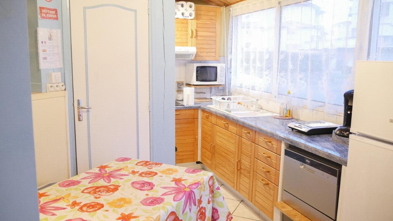 Appartement Cosy Sur Port De Plaisance كابروتو المظهر الخارجي الصورة